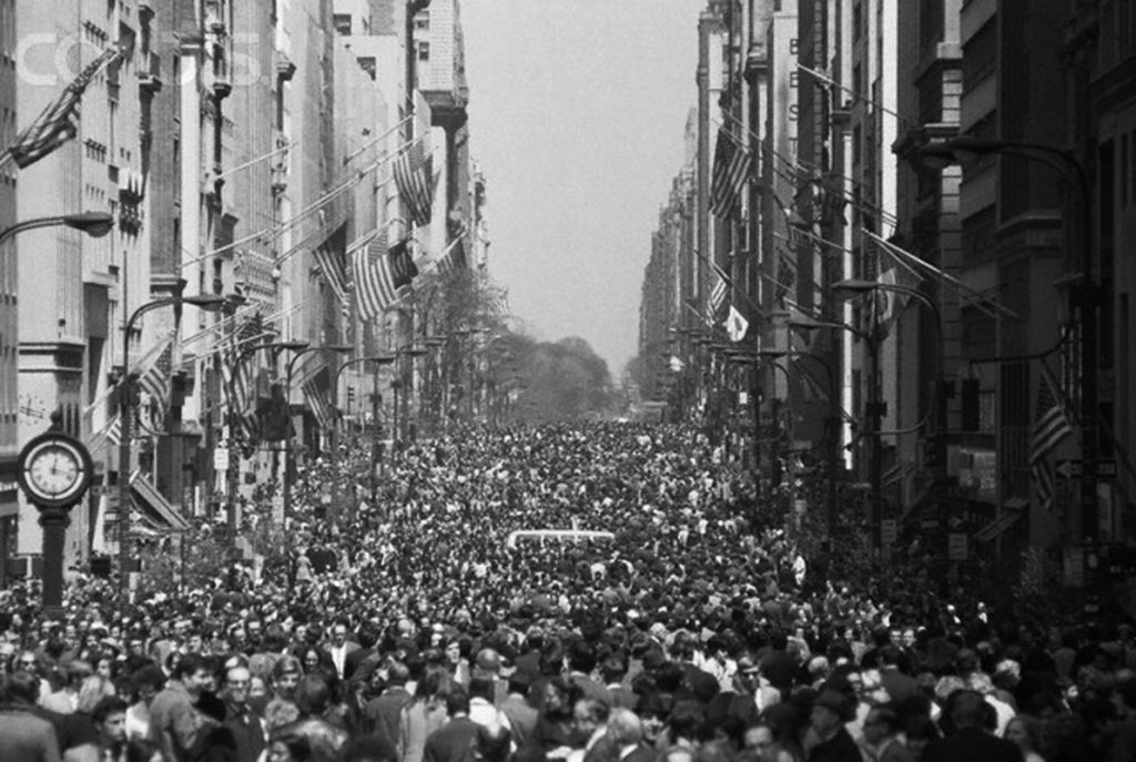 Earth Day crowd in New York, 1970