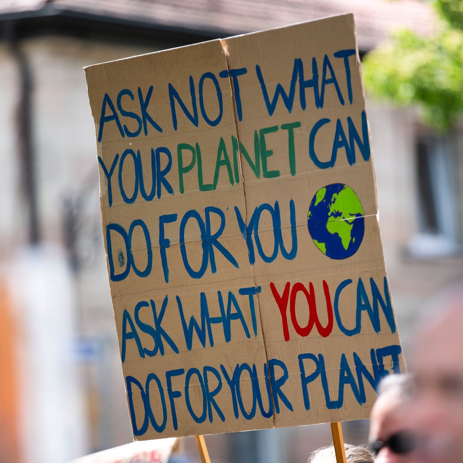 Take action for the by volunteering for Earth Day Earth Day