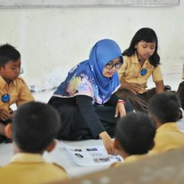 Children studying together