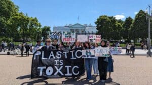 planet-v-plastics-protest