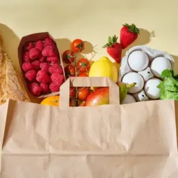 Grocery bag with groceries. Credit: Anastasia Nurullina/Getty Images