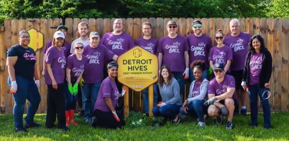 Detroit-Hives-team-picture