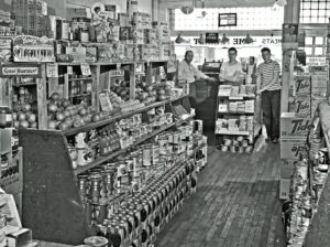 Grocery store, Worthington, OH, 1947